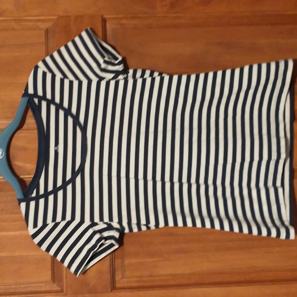 Lands End woman's size XS(2-4) cotton blend capped sleeve Tee shirt